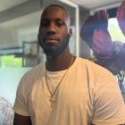 <div class="uk-background-default uk-flex uk-flex-middle uk-flex-center uk-flex-column"><i class="uk-text-muted" uk-icon="user"></i>John</div>